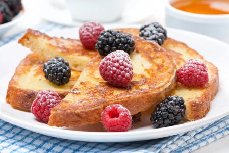Francouzský toast: Nejlepší recept na sladkou snídani