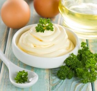 Jak udělat správnou domácí majonézu?