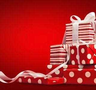 Tipy na dárky: Nakupte se slevou, třeba dárkový poukaz